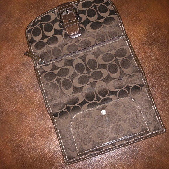 Coach Brown Wallet - Picture 2 of 3